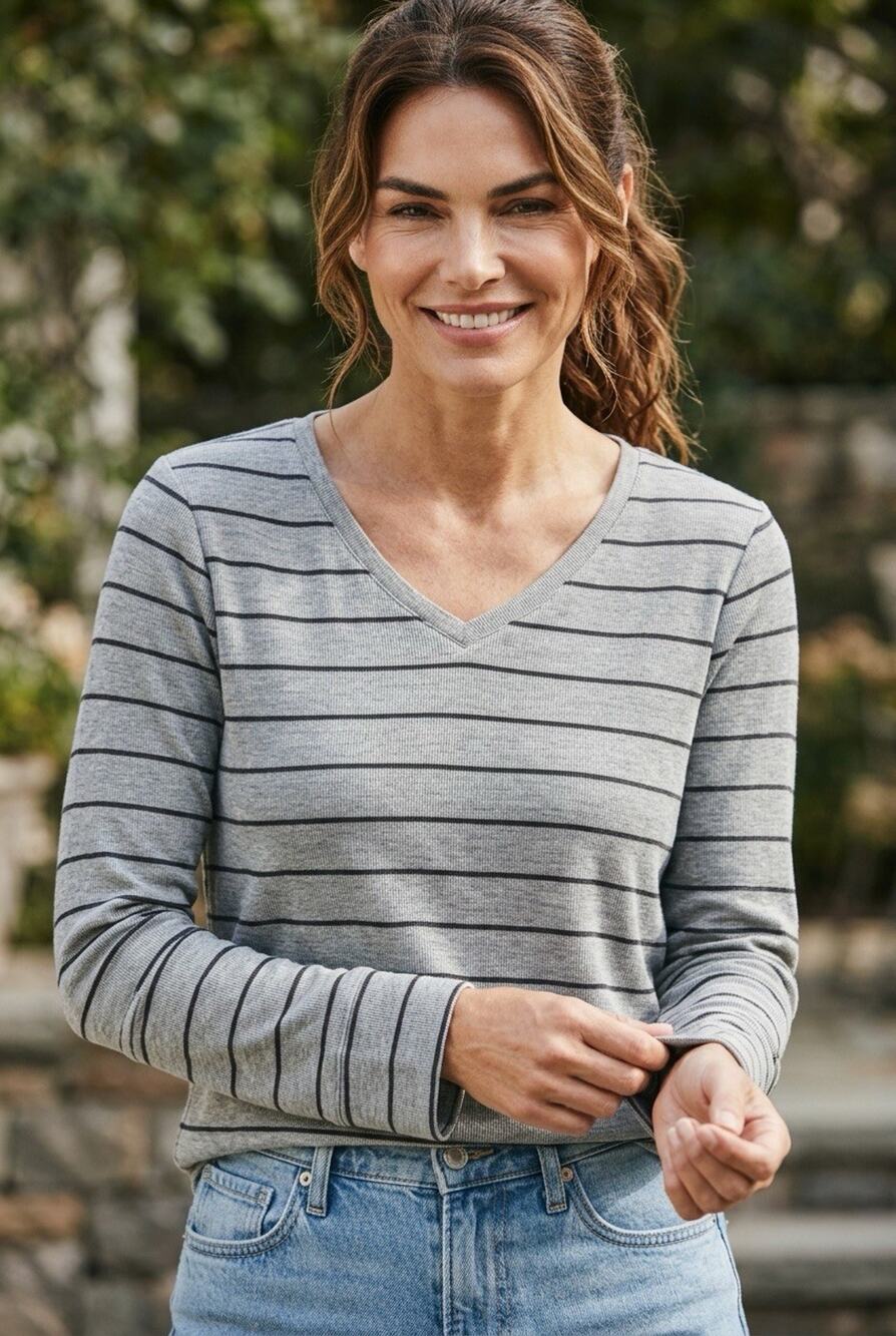 J Jill Women's Gray Striped Pocket Tunic Top V-Neck Size S Basic Classic